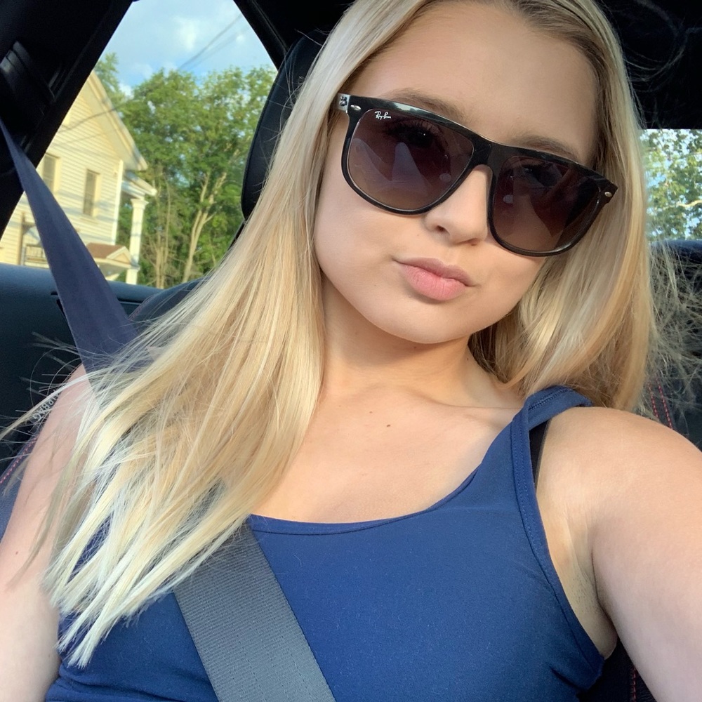 Raybans 4147